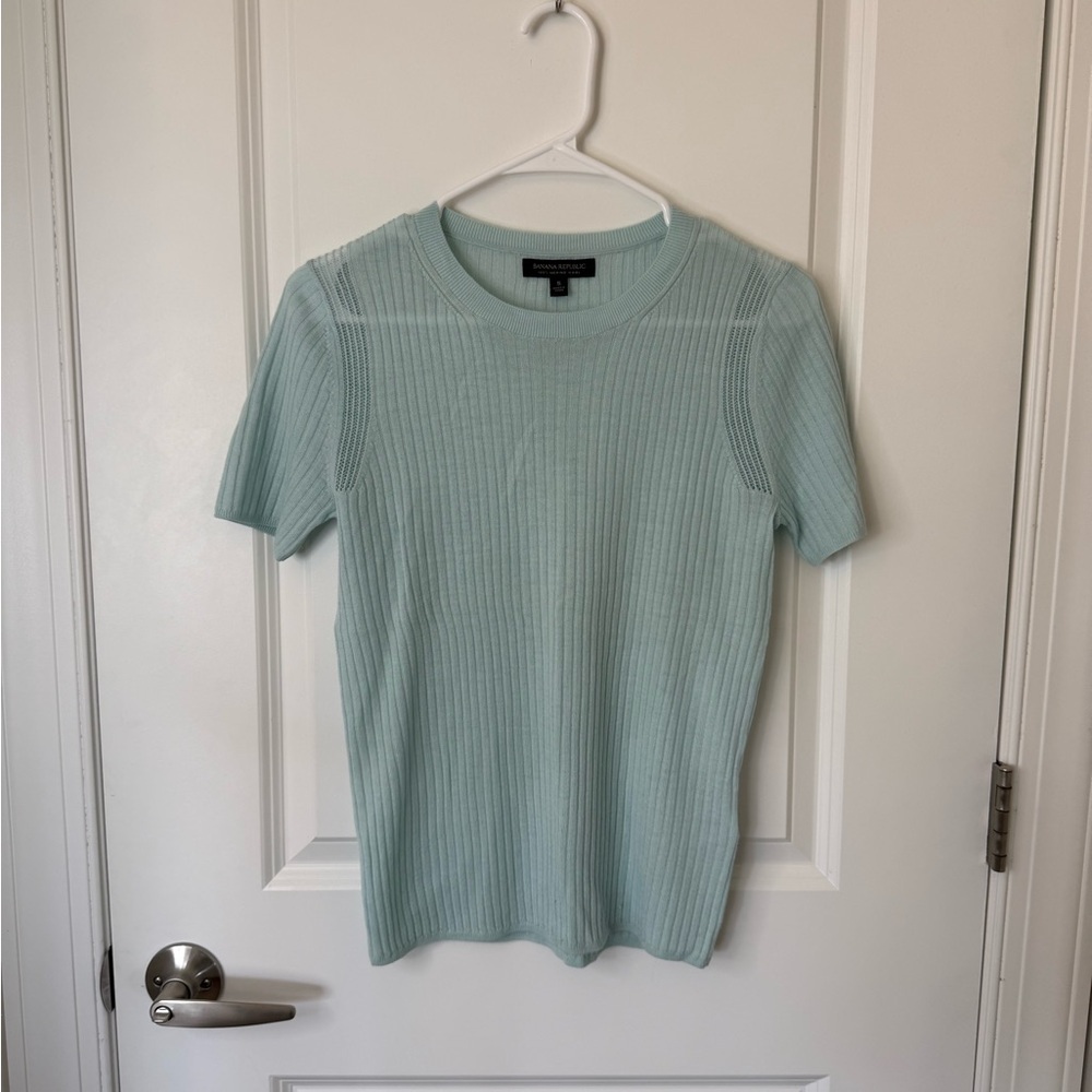 Banana Republic 100% Merino Wool Short Sleeved Sweater